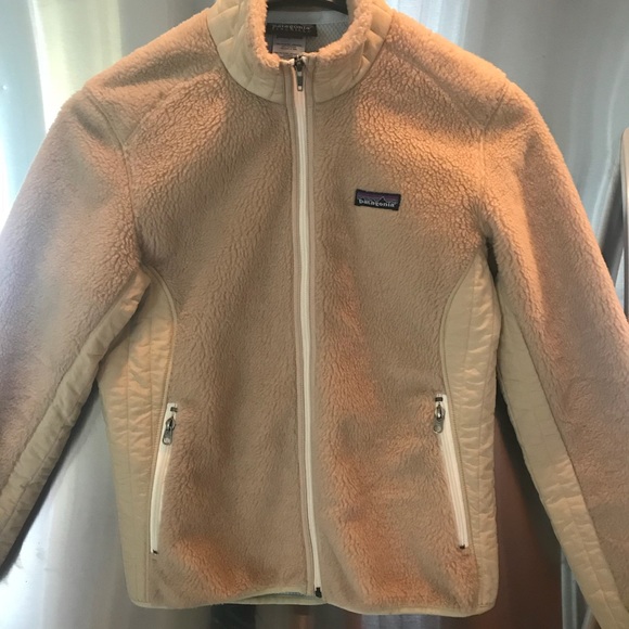 Patagonia Jackets & Blazers - Patagonia women’s fleece synchilla coat